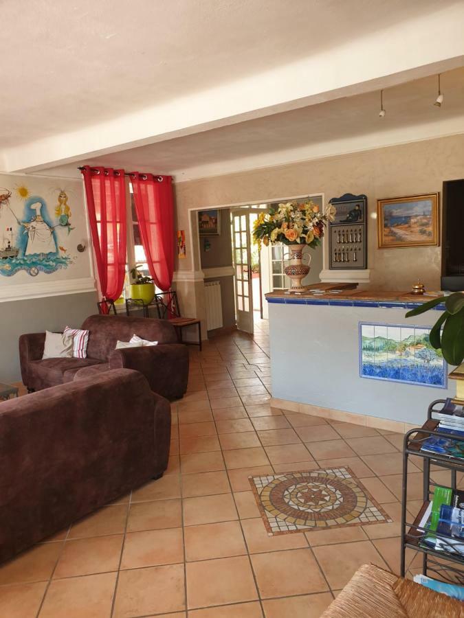 Hotel De La Plage Сен Тропе Екстериор снимка